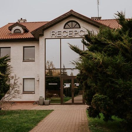 Hotel Garden Oleśnica 외부 사진
