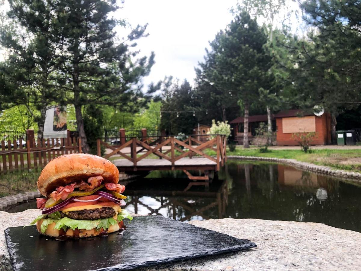 Hotel Garden Oleśnica 외부 사진