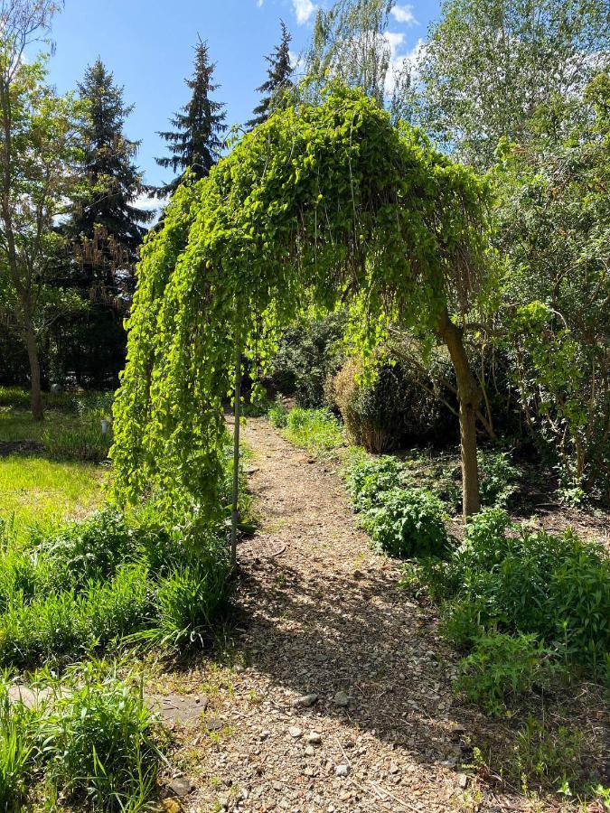 Hotel Garden Oleśnica 외부 사진