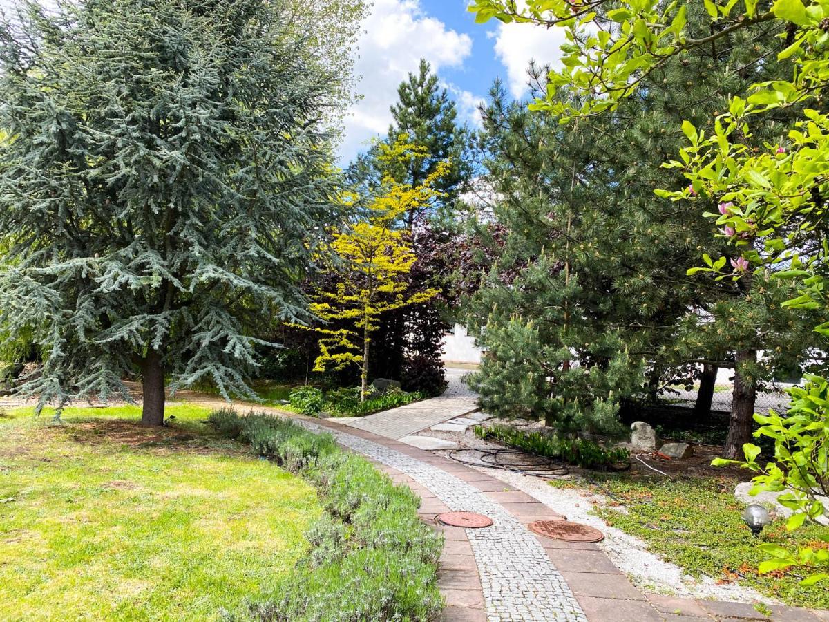 Hotel Garden Oleśnica 외부 사진